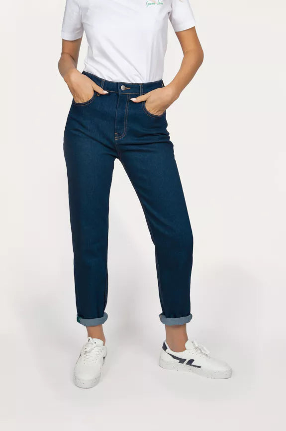 Manyara – Jean Mom bleu éco-responsable / Green LION